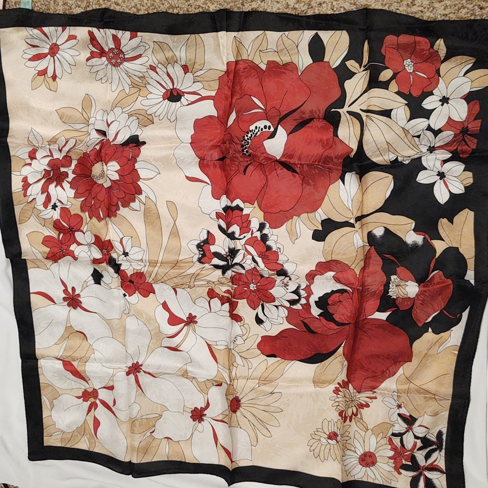 Scarf - Picture 2 of 3